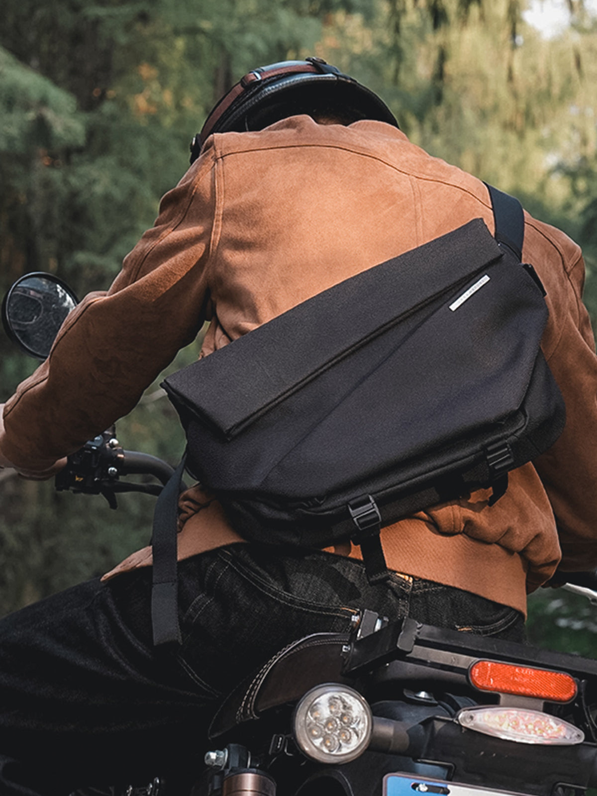 Radiant R1 Mega Urban Sling Bag – NIID